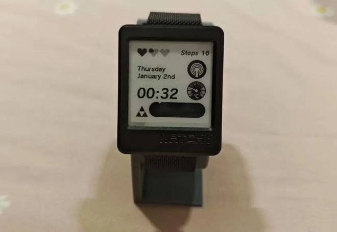 表支持WiFi和蓝牙续航可达5天凯发K8国际娱乐大神自制墨水屏手(图4)